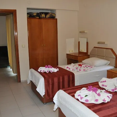Hibiscus Garden Otel 3*