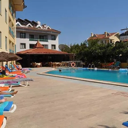 Hibiscus Garden Otel 3*